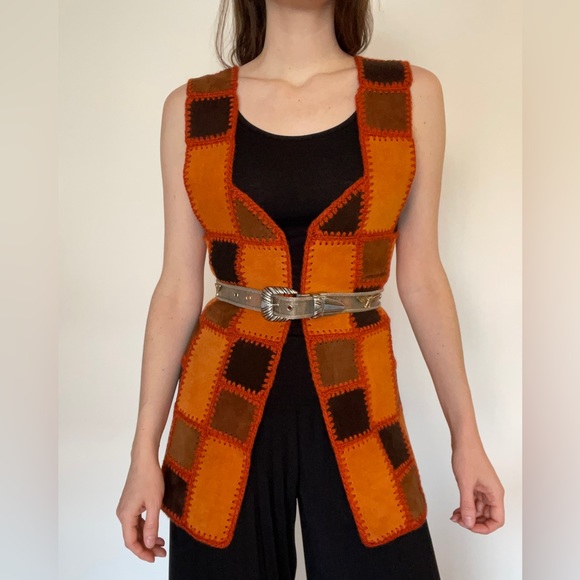 70’s suede and crochet patchwork vest - Picture 3 of 14